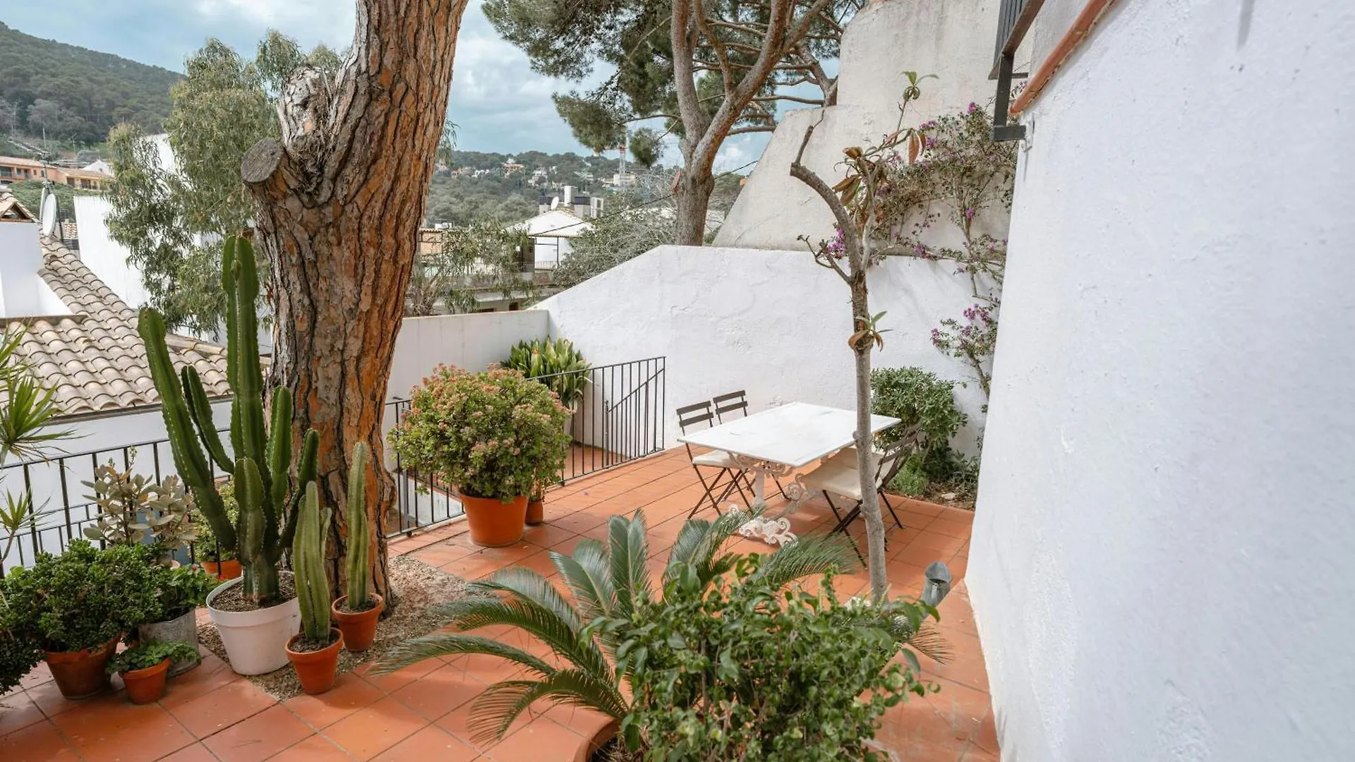 T1- Family Getaway 50M From The Beach Tamariu 0*,  Hiszpania